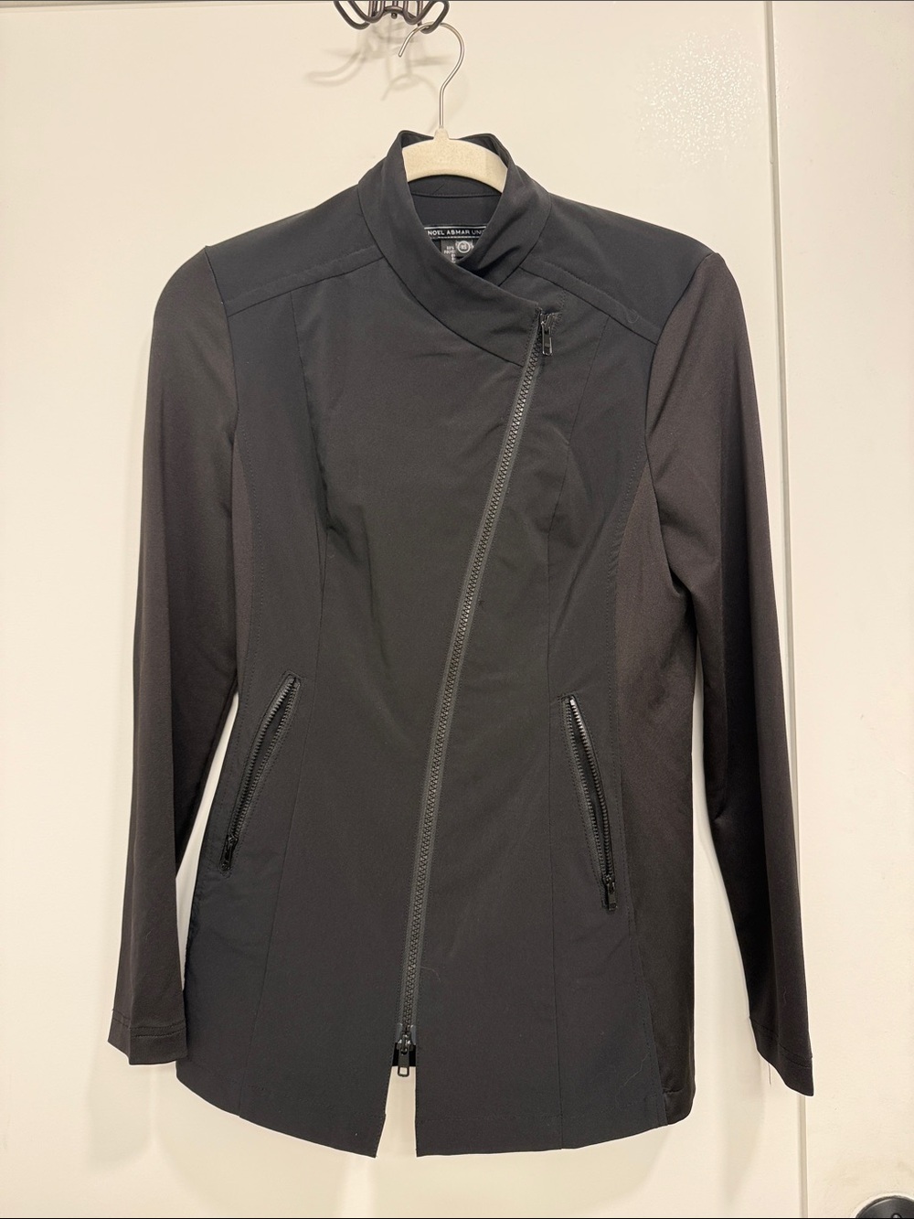 Noel Asmar Black Asymmetrical Zip Jacket Spa Salon Uniform XS/S